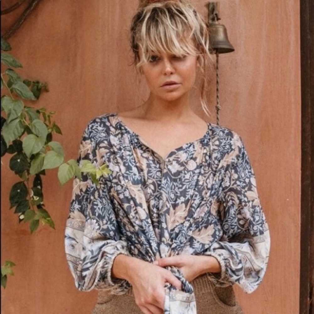 Spell oasis blouse -size small